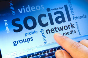 The Advantages Of Pursuing A Social Media Job